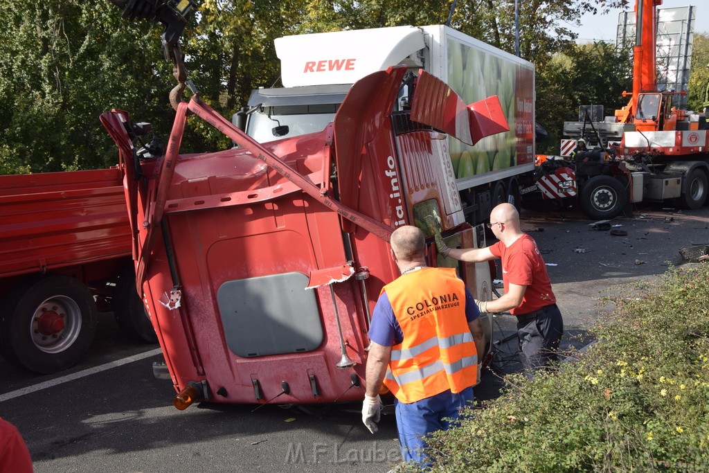 Schwerer VU PKlemm A 57 Rich Innenstadt Hoehe Koeln Chorweiler P093.JPG - Miklos Laubert